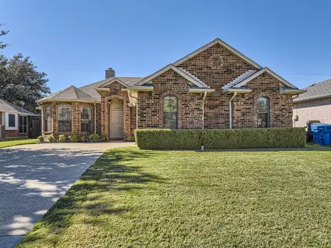 5610 Cypress Dr, Rowlett, TX 75089