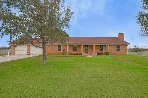 350 County Road 4380, Decatur, TX 76234