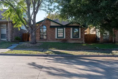 501 Horse Shoe Bnd, Mesquite, TX 75149