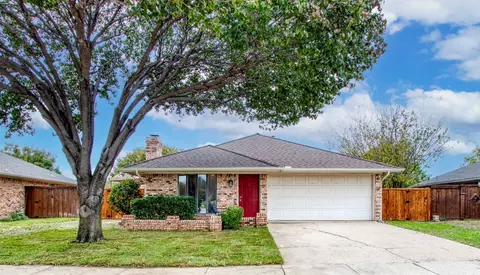 3845 Alto Ave, Carrollton, TX 75007