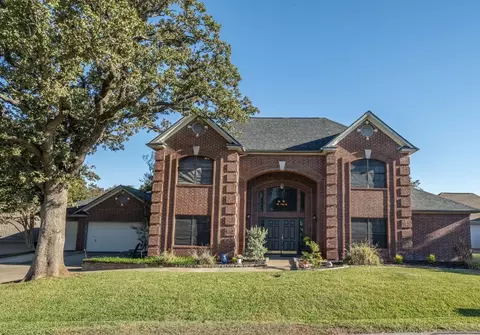630 Rosedale St, Highland Village, TX 75077