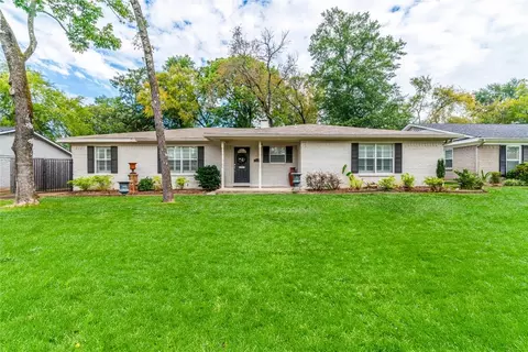 2885 Hubbard St, Paris, TX 75460