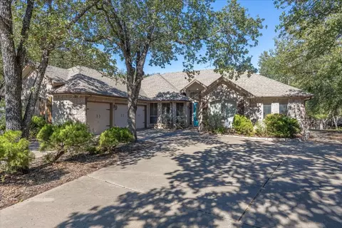 5008 Alamo Ct, Granbury, TX 76049