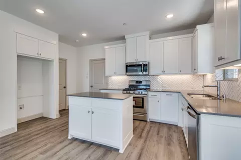 525 Parkside Dr, Argyle, TX 76226 photo 9