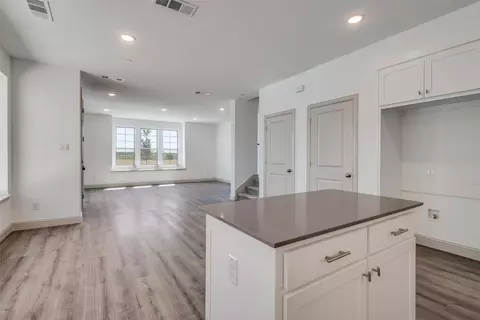 525 Parkside Dr, Argyle, TX 76226 photo 10
