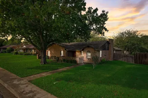 809 Vince Ln, Desoto, TX 75115