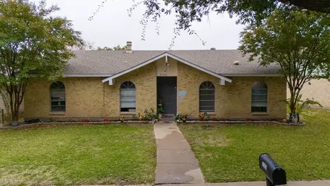 3306 Janwood Ln, Garland, TX 75044