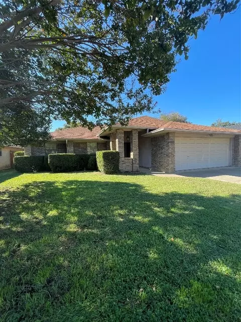 1117 Brandon Ct, Irving, TX 75060