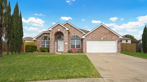 7 Westgrove Ct, Mansfield, TX 76063