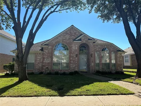 480 Crestview Point Dr, Lewisville, TX 75067