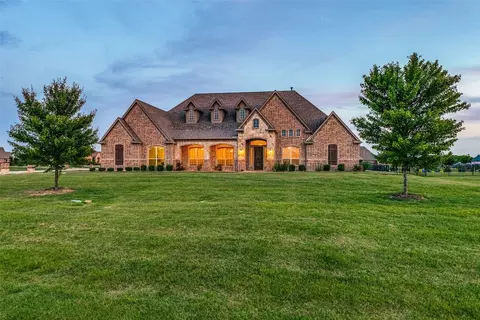 1207 Galway Dr, Lucas, TX 75002