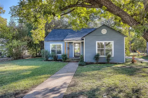 320 Texas St, Sulphur Springs, TX 75482