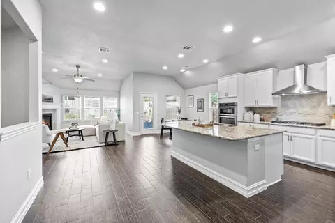 6120 Meandering Creek Dr, Argyle, TX 76226