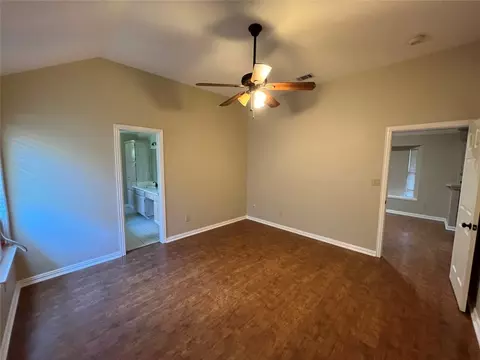 428 E Ash Ln, Euless, TX 76039 photo 7