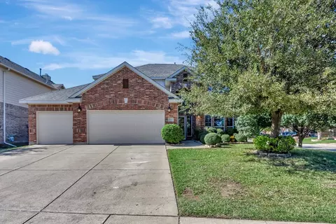 11113 Zachary Ct, Fort Worth, TX 76244