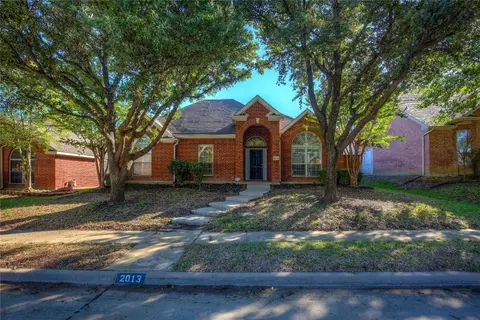 2013 Caitlin Dr, Lewisville, TX 75067