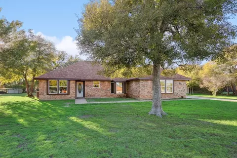 212 Kingswood Rd, Willow Park, TX 76087