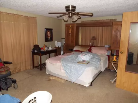 425 Pine St, Kemp, TX 75143 photo 3