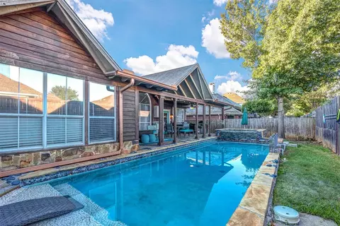 5125 Creek Bend Dr, Fort Worth, TX 76137