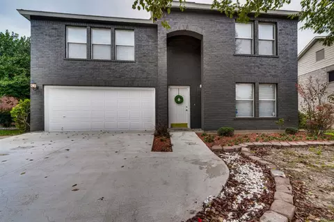 6608 Oldgate Ln, Arlington, TX 76002