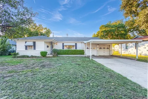 805 Glenda Dr, Bedford, TX 76022