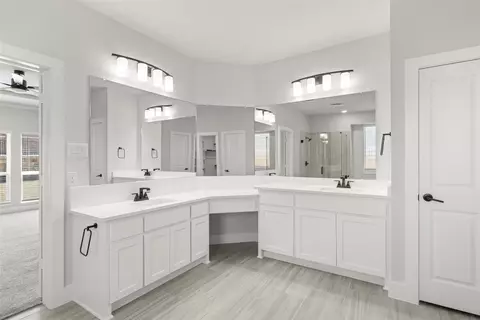 Bath - 499 Agape Dr, Haslet, TX 76052 photo 4 of 4