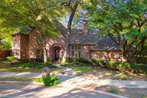 2602 Saratoga, Mckinney, TX 75070