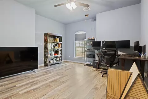 116 Spring Meadow Dr, Springtown, TX 76082 photo 26