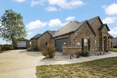 116 Spring Meadow Dr, Springtown, TX 76082 photo 3