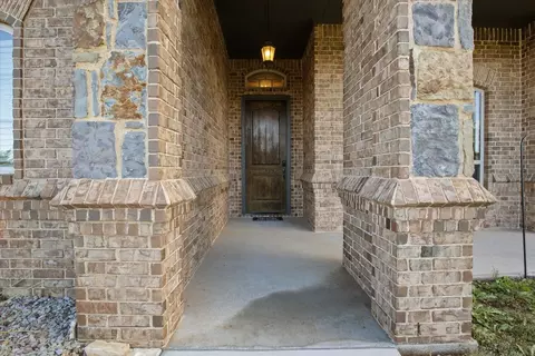 116 Spring Meadow Dr, Springtown, TX 76082 photo 4
