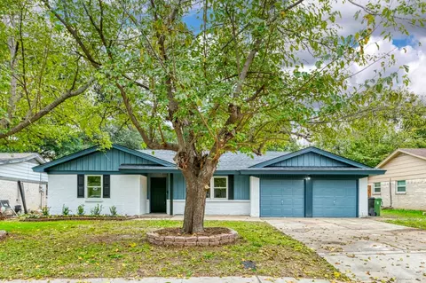 2308 Miriam Ln, Arlington, TX 76010
