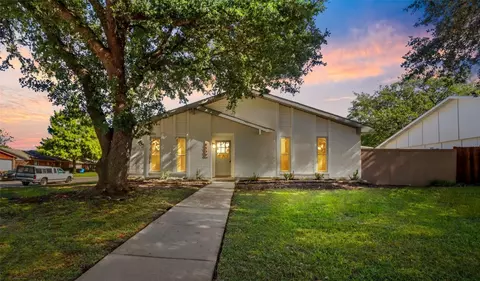 6009 Redwood Ln, Rowlett, TX 75089