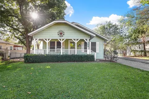 205 Poindexter Ave, Cleburne, TX 76033