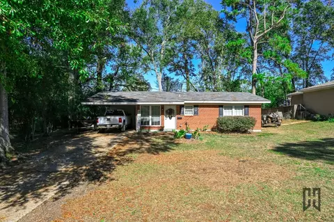 111 Berry Dr, Minden, LA 71055