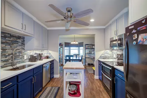 21673 Quail Run Rd, Sanger, TX 76266