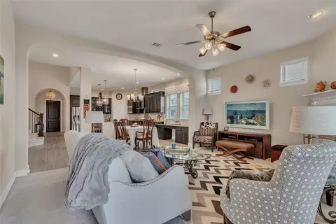 6718 Capistrano St, Irving, TX 75039 photo 14