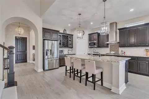 6718 Capistrano St, Irving, TX 75039 photo 8