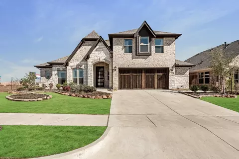 324 Richard St, Burleson, TX 76028