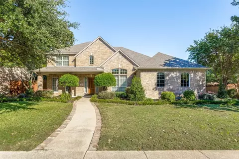 300 Creekside Dr, Murphy, TX 75094