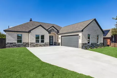 6617 Bob Hanger St, Fort Worth, TX 76179