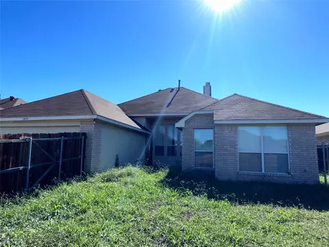 1809 Chapman Dr, Mesquite, TX 75149