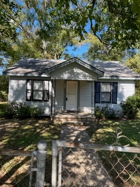 3016 Standard Oil Rd, Shreveport, LA 71108