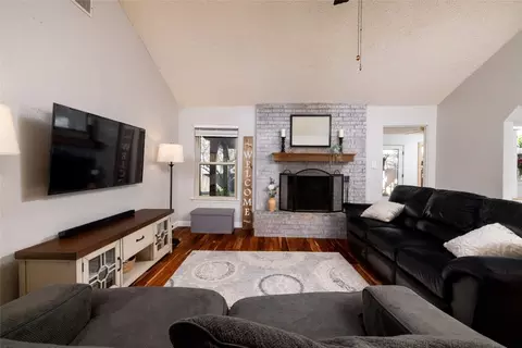 532 Roberts Dr, Saginaw, TX 76179