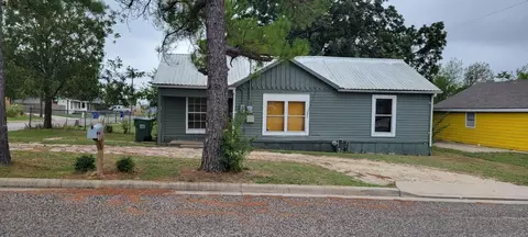 600 Water St, Whitesboro, TX 76273