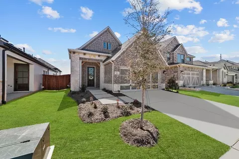 9032 Winding Creek Dr, Little Elm, TX 75068