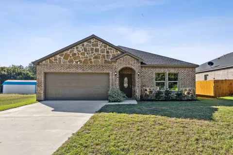 8130 Lakeshore Ave, Kemp, TX 75143