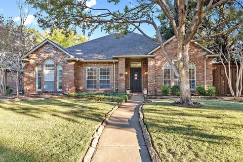 516 Halifax Ln, Coppell, TX 75019