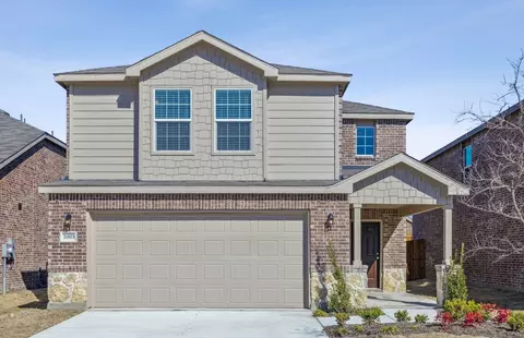 2003 Henrietta Dr, Forney, TX 75126