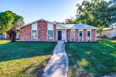 4609 Opelousas Ct, Grand Prairie, TX 75052