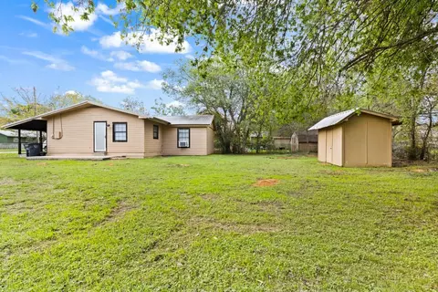 200 Lipscomb St, Cleburne, TX 76031 photo 5